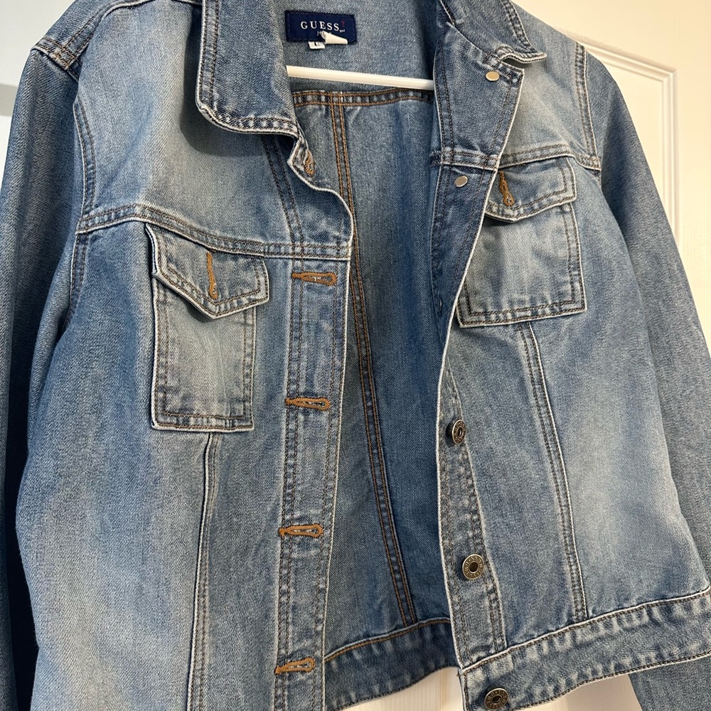 Vintage GUESS jean jacket - Picture 2 of 9
